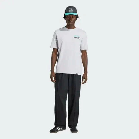 Mercedes - AMG Petronas Formula One Men's Car Graphic T-Shirt - Grey